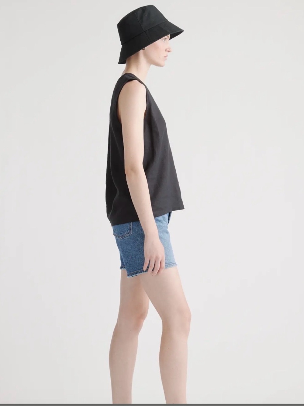Quince 100% European Linen Tank in Black - Size Small - Picture 7 of 7